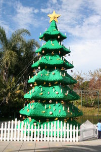 Christmas tree in Lego.